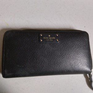 Triple Compart. Black Leather Zip Around Wallet